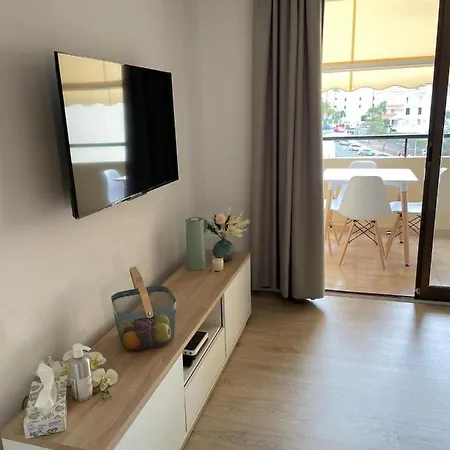 Estudio Cristianos 洛斯克里斯蒂亚诺斯